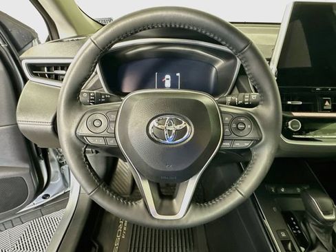 Certified 2026 Toyota Corolla Cross XLE w/ Convenience Package AWD/4WD image 13