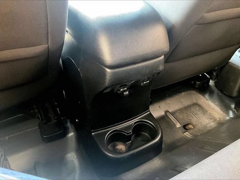 Used 2016 Jeep Wrangler Sahara w/ Connectivity Group AWD/4WD image 34