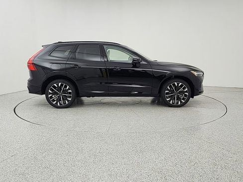 New 2026 Volvo XC60 T8 Ultra w/ Climate Package AWD/4WD image 4