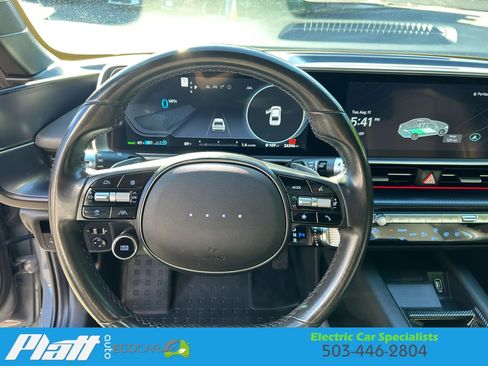Used 2023 Hyundai Ioniq 6 SEL RWD image 17
