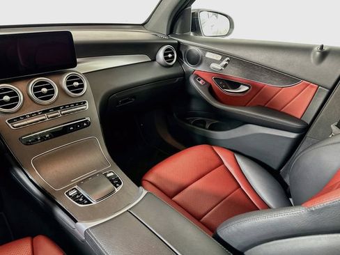 Used 2022 Mercedes-Benz GLC 300 4MATIC image 28