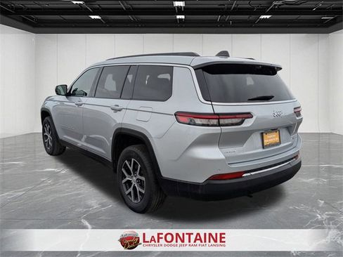 Certified 2024 Jeep Grand Cherokee L Limited w/ Luxury Tech Group II image 3