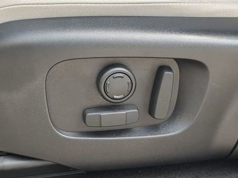 Used 2023 Land Rover Range Rover Evoque S image 22