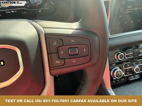 Used 2024 GMC Yukon XL Denali image 15