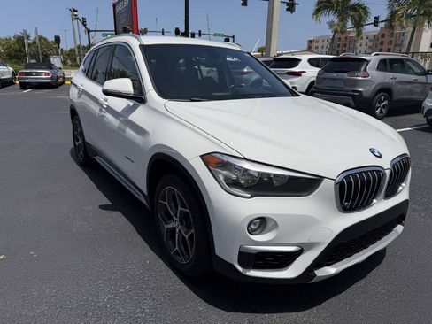 Used 2018 BMW X1 sDrive28i FWD image 1