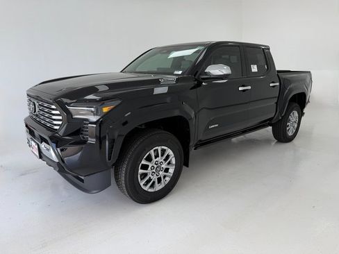 New 2025 Toyota Tacoma Limited image 5