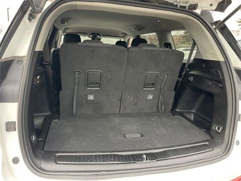 Used 2023 Jeep Grand Cherokee L Laredo image 24