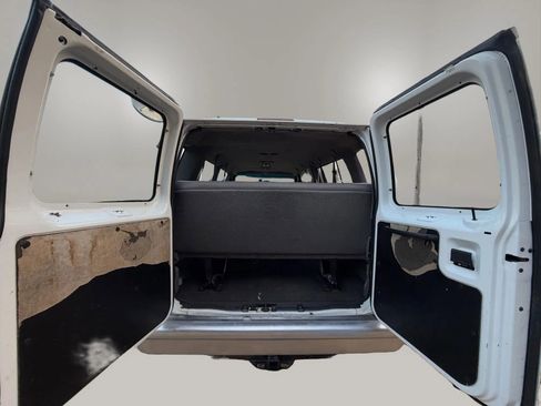 Used 1997 Ford E-350 and Econoline 350 Club Wagon image 14