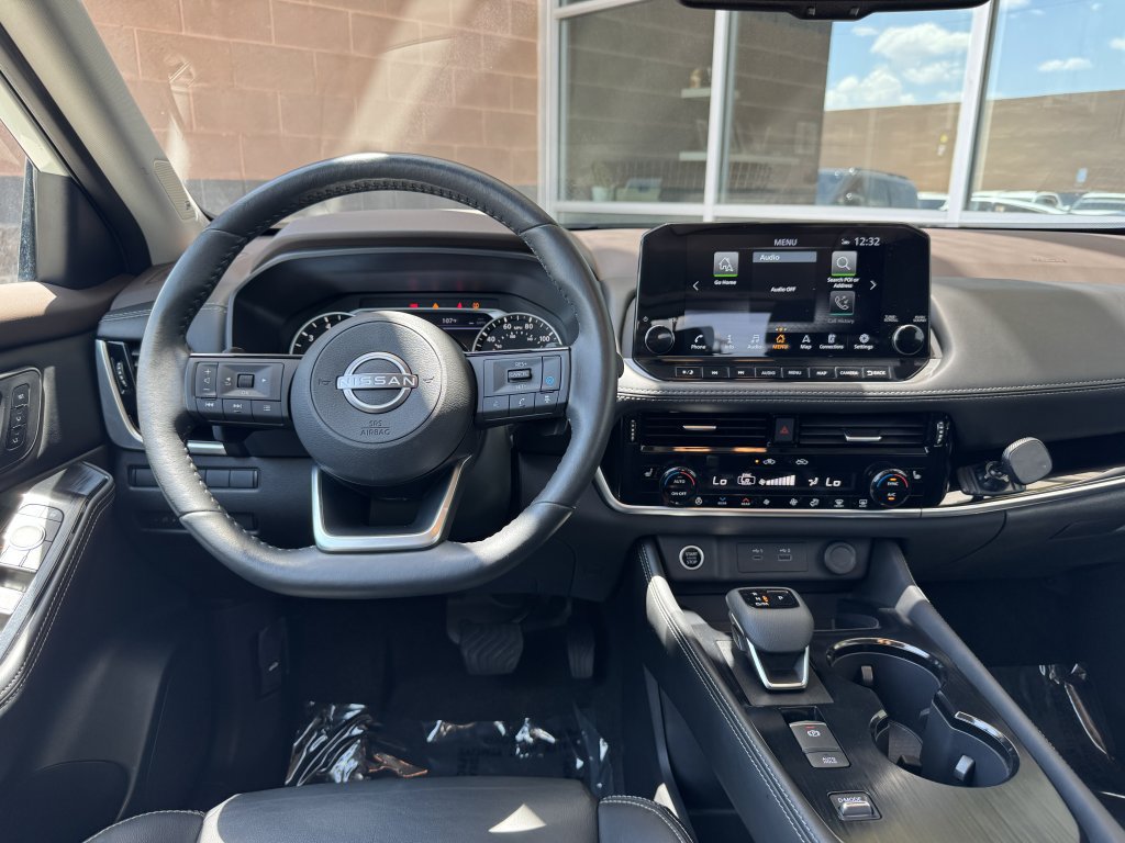 Used 2023 Nissan Rogue SL w/ SL Premium Package FWD image 15