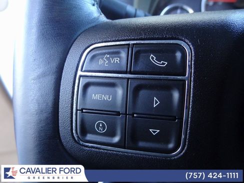 Used 2016 Jeep Wrangler Unlimited Sahara w/ Connectivity Group image 19