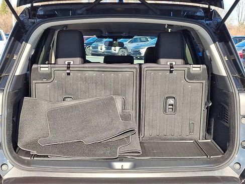 Used 2022 Nissan Pathfinder S image 29