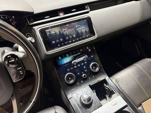 Certified 2020 Land Rover Range Rover Velar R-Dynamic S image 16