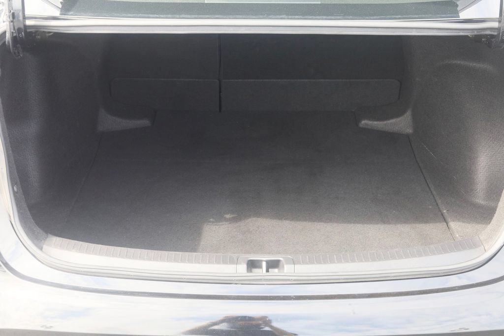 Certified 2024 Toyota Corolla LE FWD image 27