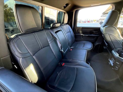 Used 2024 RAM 3500 Limited image 41