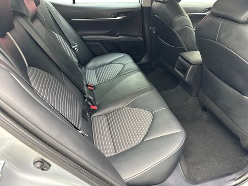 Used 2024 Toyota Camry SE FWD image 38