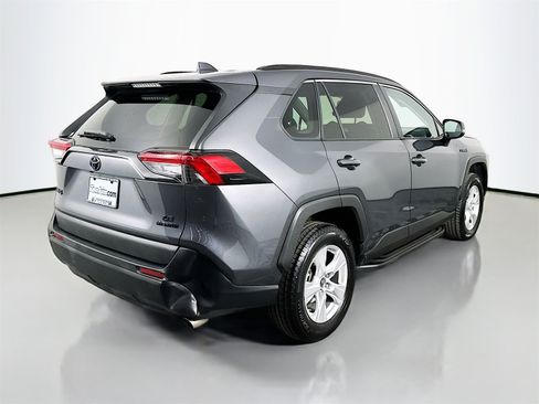 Certified 2020 Toyota RAV4 LE image 7
