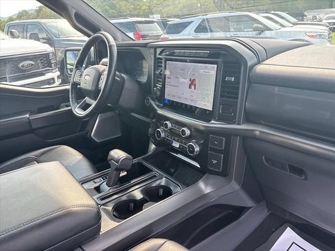 Used 2024 Ford F150 Lariat w/ Equipment Group 502A High AWD/4WD image 14