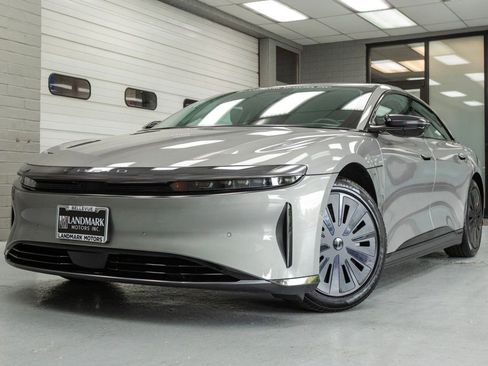 Used 2025 Lucid Air Touring AWD/4WD image 2