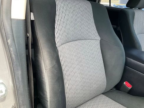 Used 2021 Toyota 4Runner SR5 RWD image 72