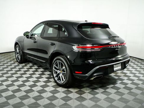 Used 2026 Porsche Macan AWD/4WD image 3