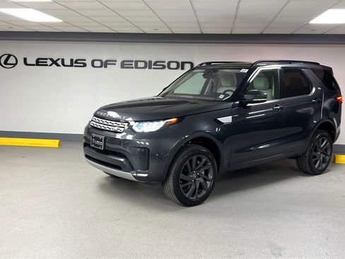 Used 2020 Land Rover Discovery HSE image 3