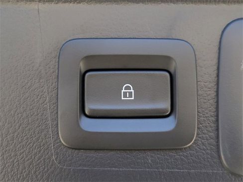 New 2026 MAZDA CX-50 AWD 2.5 S w/ Cargo Package image 9