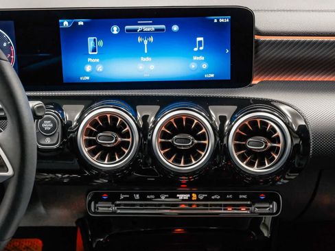 Certified 2025 Mercedes-Benz CLA 250 image 16