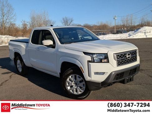 Used 2024 Nissan Frontier SV w/ SV Convenience Package image 1