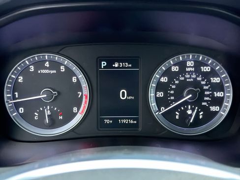 Used 2018 Hyundai Sonata Limited image 34