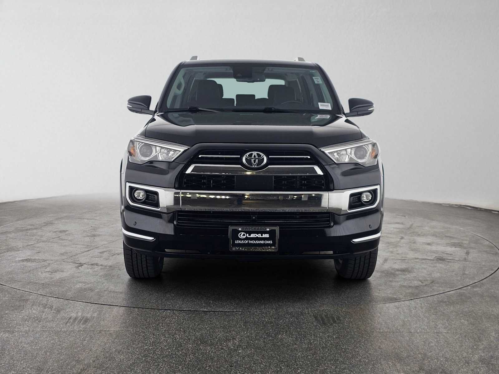 Used 2022 Toyota 4Runner Limited AWD/4WD image 8