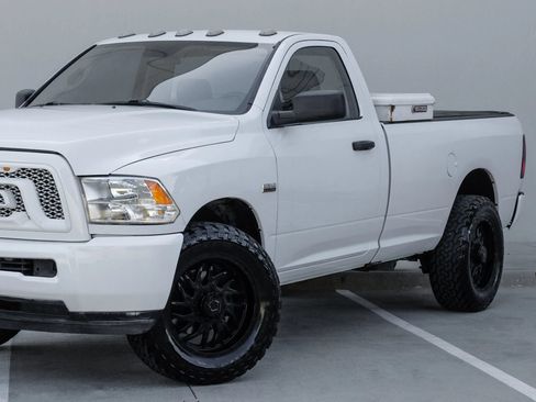 Used 2017 RAM 2500 Tradesman w/ Power & Remote Entry Group RWD image 12