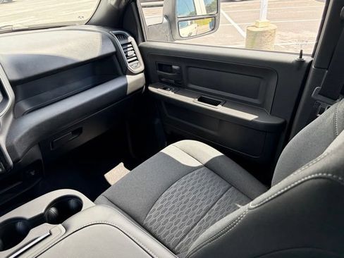 New 2026 RAM 2500 Tradesman AWD/4WD image 37