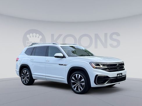 Used 2022 Volkswagen Atlas SEL Premium AWD/4WD image 2