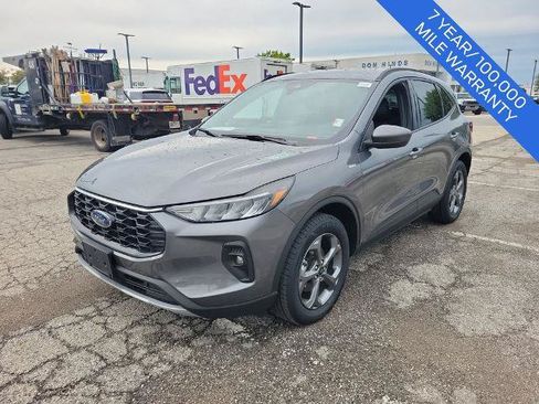 Certified 2025 Ford Escape ST-Line Select AWD/4WD image 1