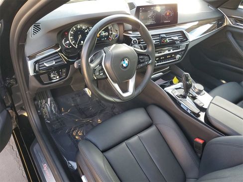 Used 2019 BMW 530i image 18
