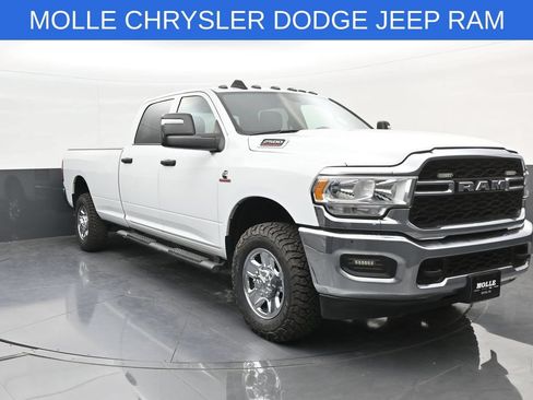 Used 2024 RAM 2500 Tradesman w/ Chrome Appearance Group AWD/4WD image 1