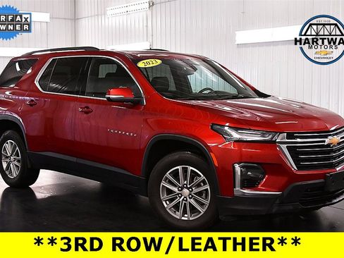 Used 2023 Chevrolet Traverse LT w/ LPO, Floor Liner Package image 1
