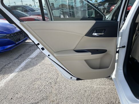 Used 2015 Honda Accord EX-L image 20