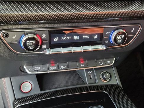 Used 2023 Audi SQ5 Premium Plus w/ Premium Plus Package image 21