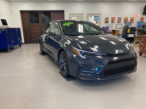 Used 2024 Toyota Corolla SE image 17