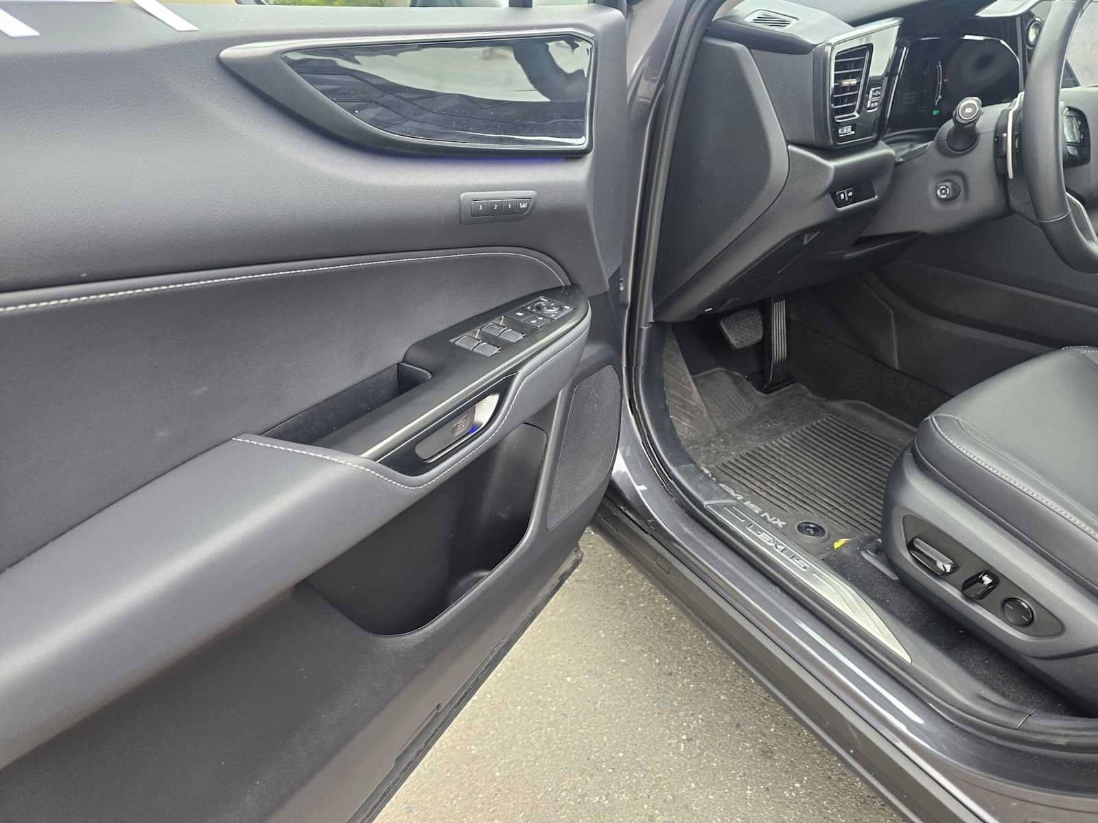 Certified 2026 Lexus NX 350h AWD w/ Accessory Package (2T) image 21