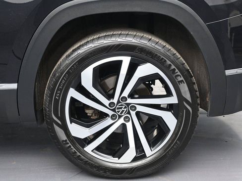 Used 2022 Volkswagen Atlas SEL AWD/4WD image 14