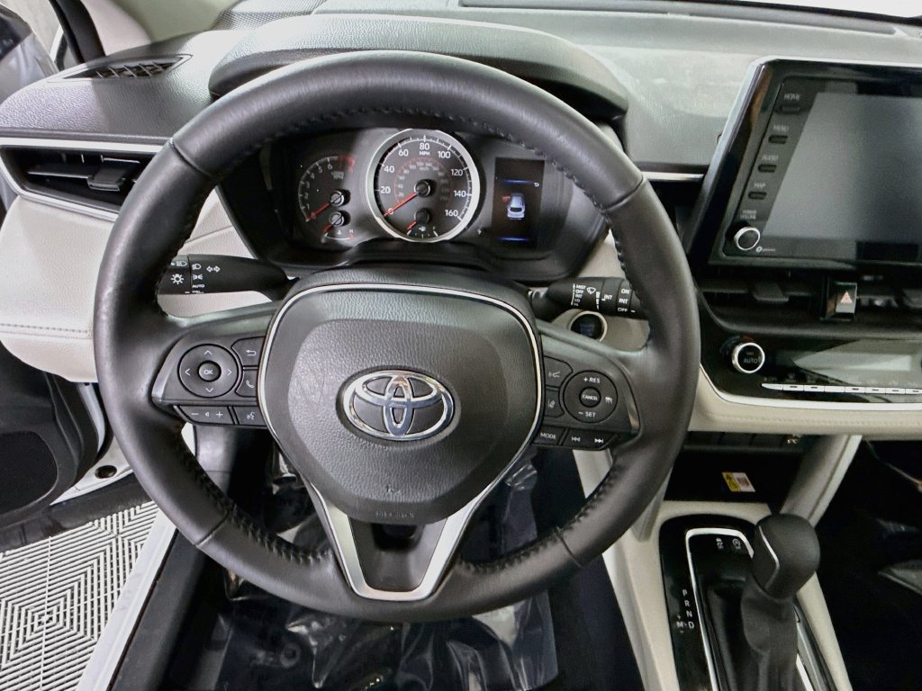 Certified 2022 Toyota Corolla Cross LE w/ Moonroof Package AWD/4WD image 21
