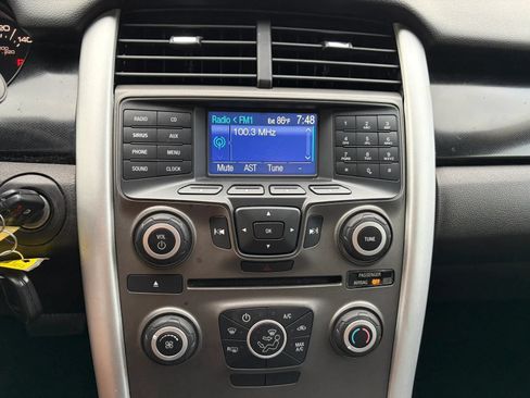 Used 2013 Ford Edge SE FWD image 9