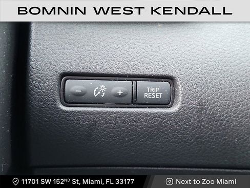 Used 2019 Nissan Rogue Sport SV image 22