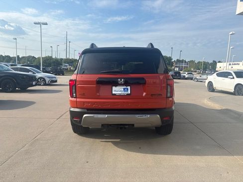 Used 2026 Honda Passport TrailSport Elite image 6