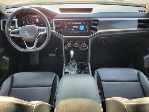 Used 2022 Volkswagen Atlas Cross Sport SEL image 14