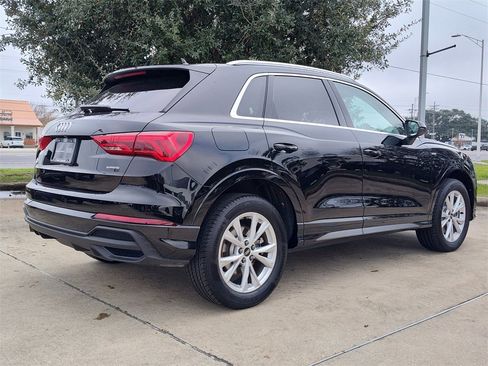Certified 2025 Audi Q3 2.0T Premium w/ Convenience Package image 12