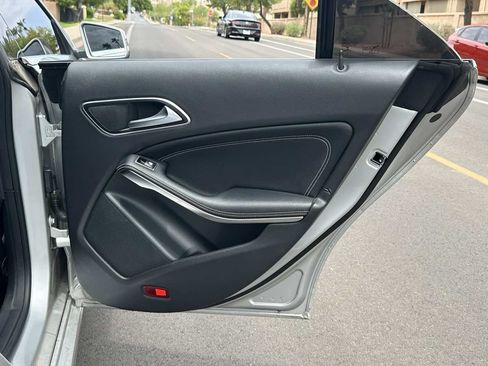 Used 2016 Mercedes-Benz CLA 250 image 39