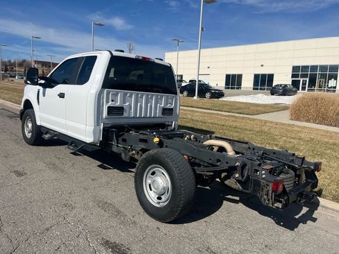 Used 2020 Ford F250 XL w/ Power Equipment Group image 21